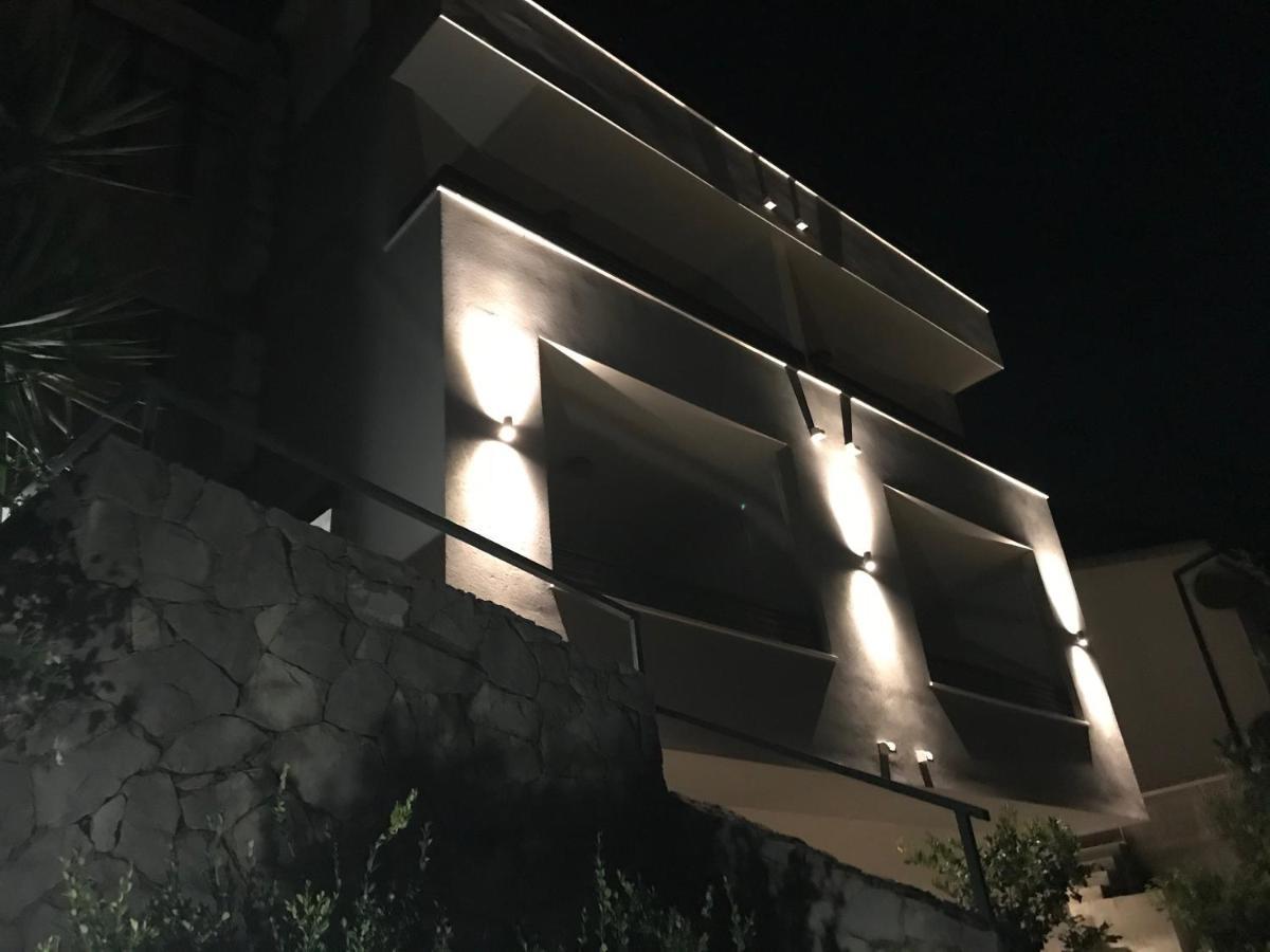 Apartments Tonkita With Jacuzzi 马卡尔斯卡 外观 照片