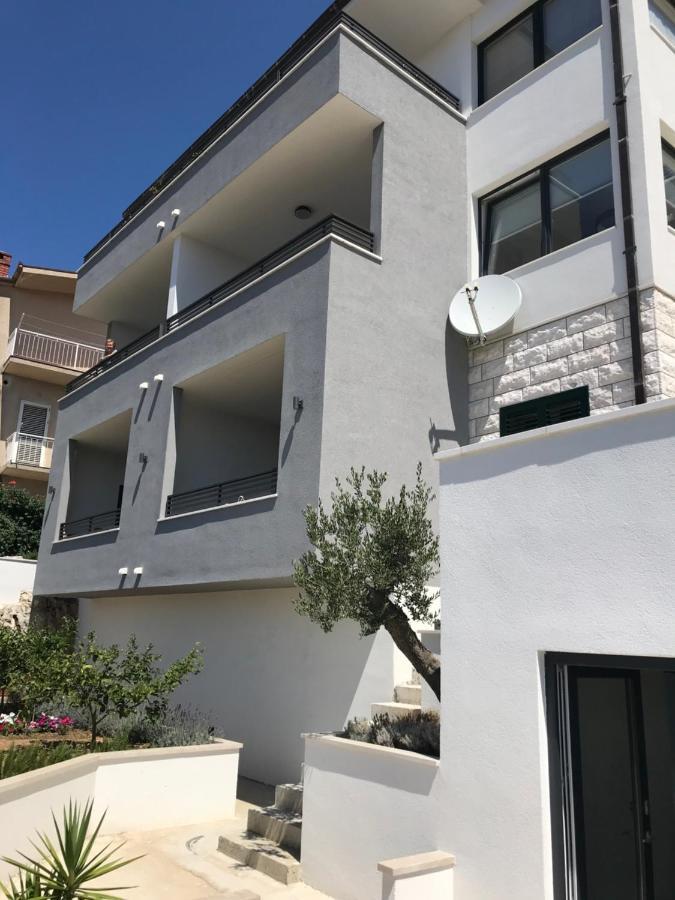 Apartments Tonkita With Jacuzzi 马卡尔斯卡 外观 照片