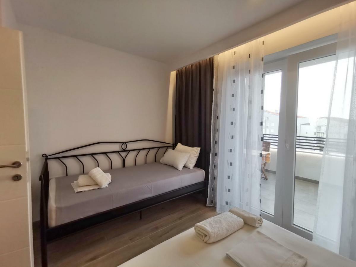 Apartments Tonkita With Jacuzzi 马卡尔斯卡 外观 照片