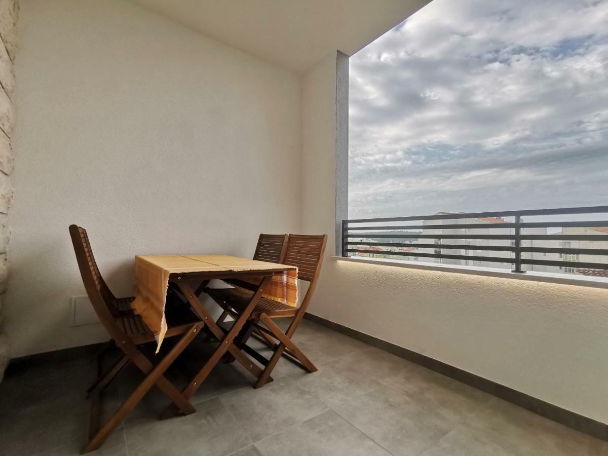 Apartments Tonkita With Jacuzzi 马卡尔斯卡 外观 照片