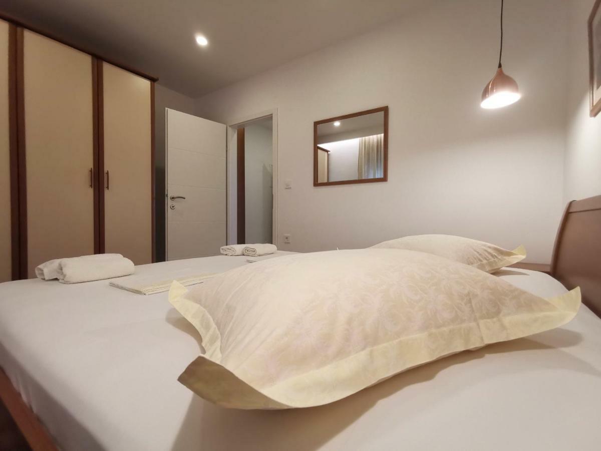 Apartments Tonkita With Jacuzzi 马卡尔斯卡 外观 照片